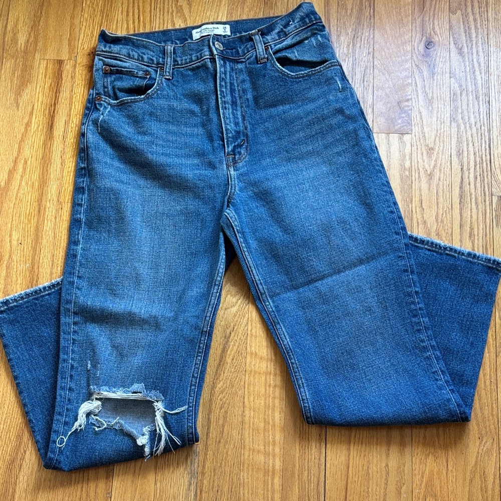 Abercrombie & Fitch The Ankle Straight Ultra High Rise Jeans